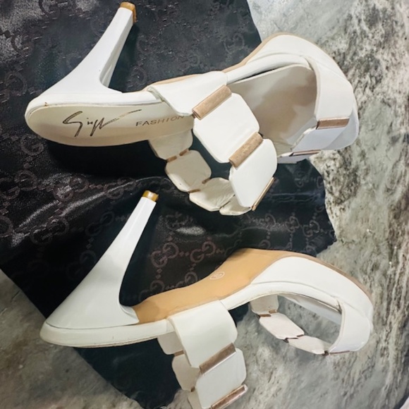 Simms White Pump Sandals - BRAND NEW! NEVER WORN Size 9 - Picture 6 of 16